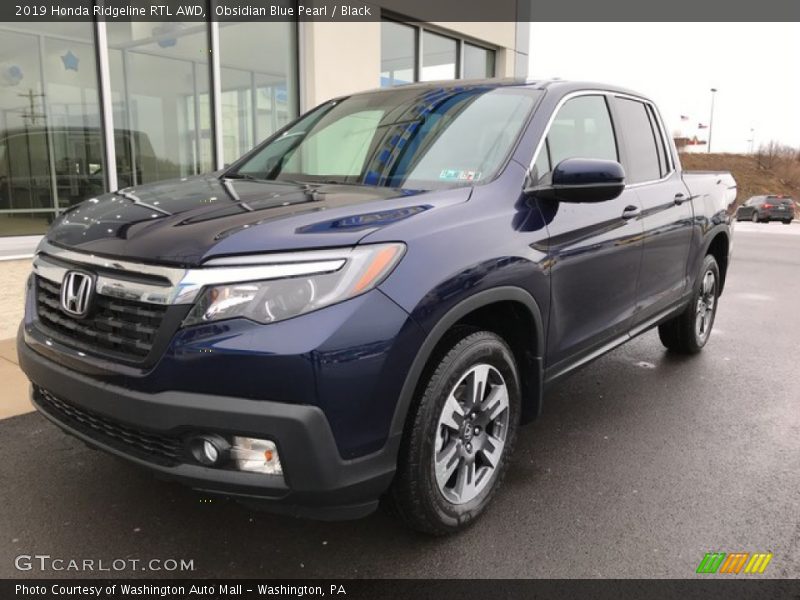 Front 3/4 View of 2019 Ridgeline RTL AWD