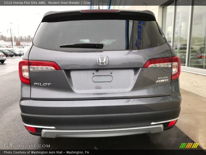 Modern Steel Metallic / Gray 2019 Honda Pilot Elite AWD