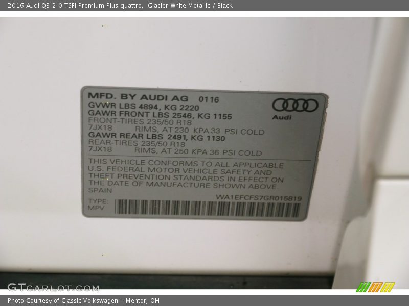 Glacier White Metallic / Black 2016 Audi Q3 2.0 TSFI Premium Plus quattro