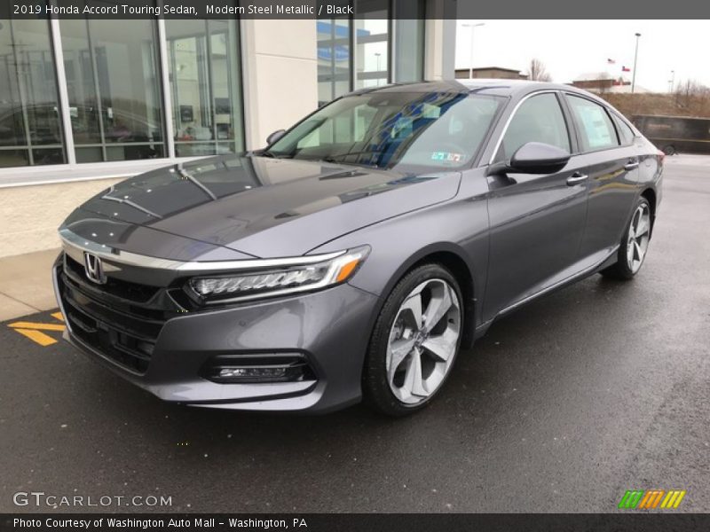Front 3/4 View of 2019 Accord Touring Sedan