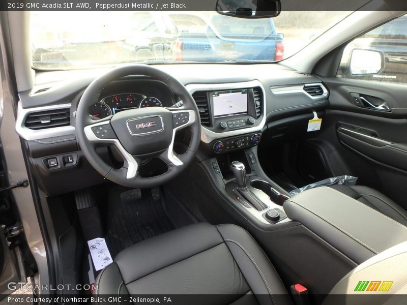 Pepperdust Metallic / Jet Black 2019 GMC Acadia SLT AWD
