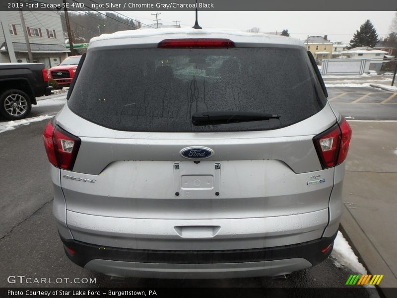 Ingot Silver / Chromite Gray/Charcoal Black 2019 Ford Escape SE 4WD