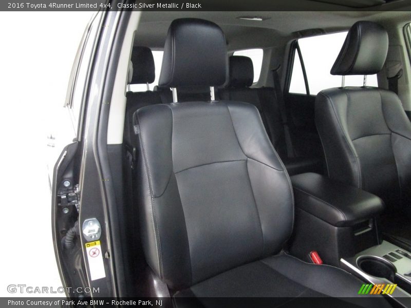 Classic Silver Metallic / Black 2016 Toyota 4Runner Limited 4x4