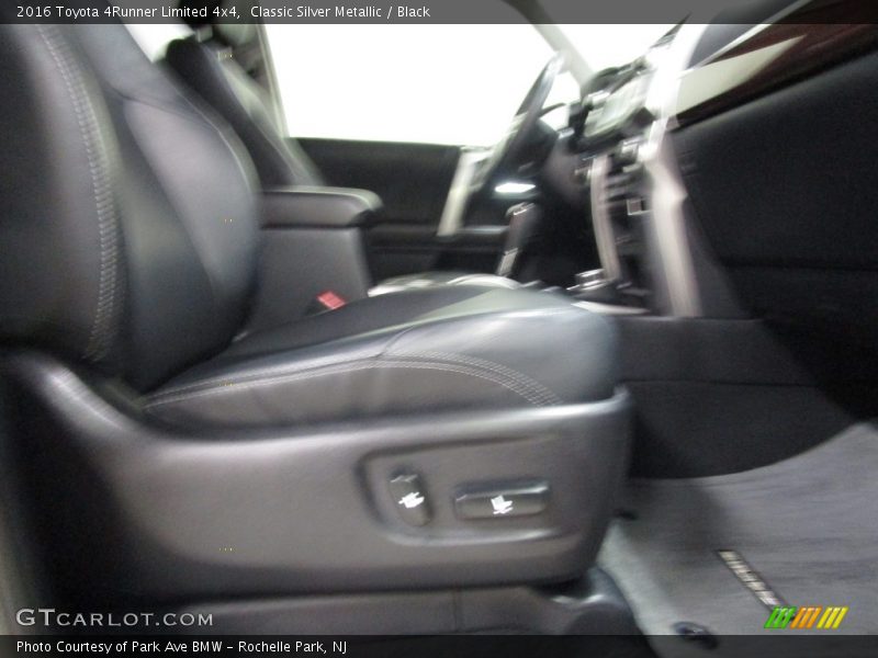 Classic Silver Metallic / Black 2016 Toyota 4Runner Limited 4x4