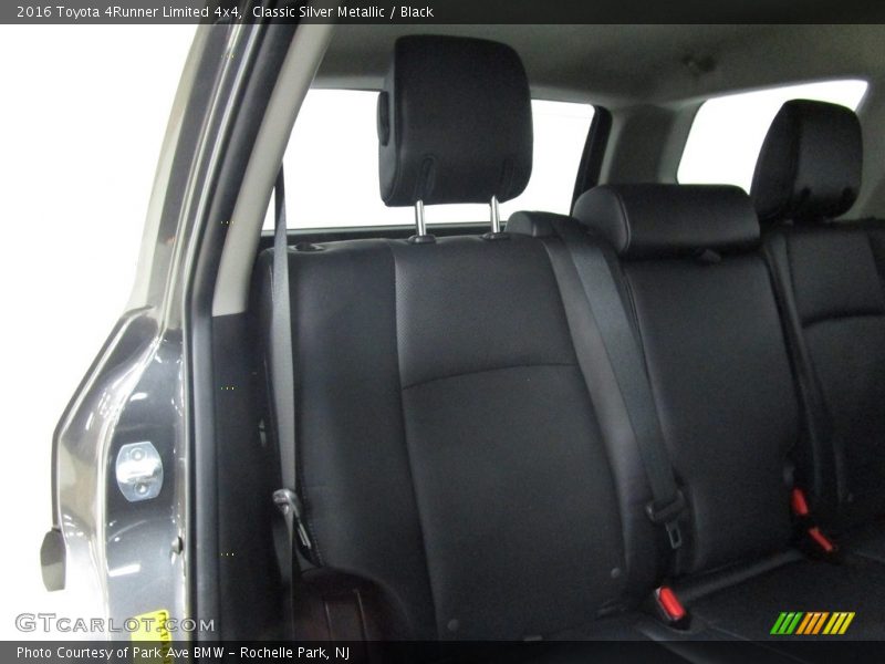 Classic Silver Metallic / Black 2016 Toyota 4Runner Limited 4x4