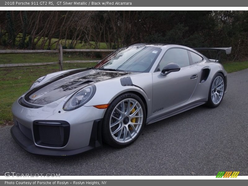 Front 3/4 View of 2018 911 GT2 RS