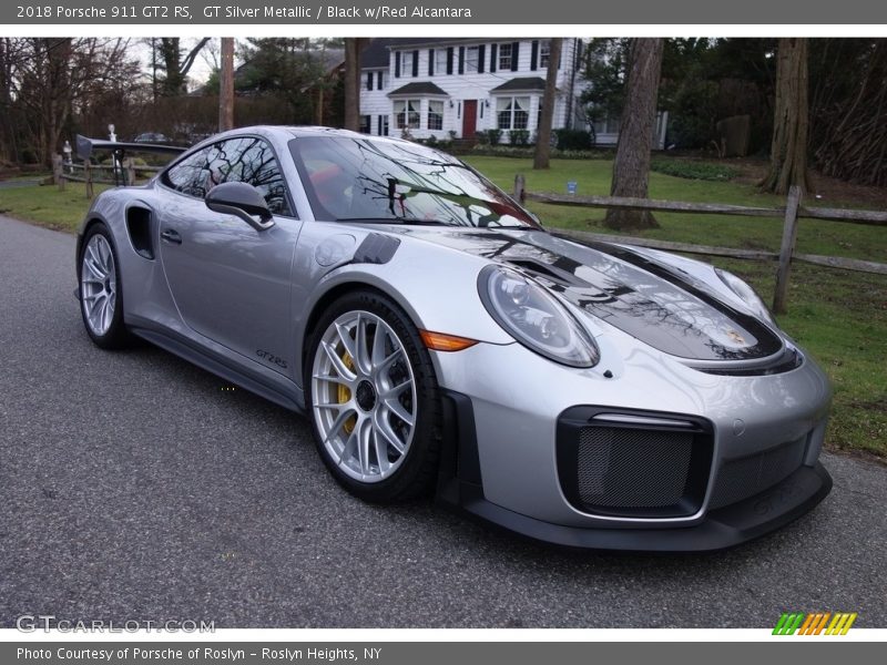 Front 3/4 View of 2018 911 GT2 RS