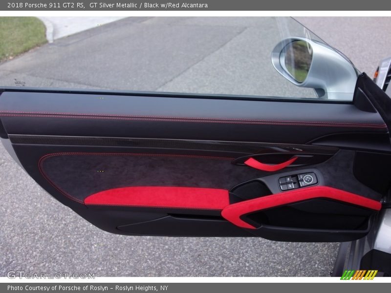 Door Panel of 2018 911 GT2 RS