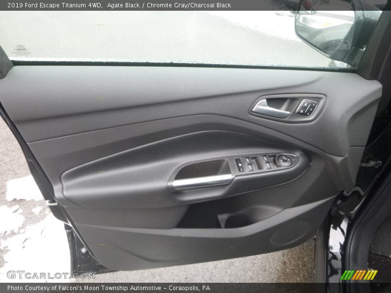 Agate Black / Chromite Gray/Charcoal Black 2019 Ford Escape Titanium 4WD