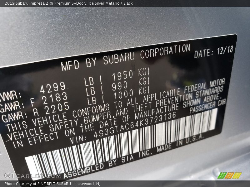 Ice Silver Metallic / Black 2019 Subaru Impreza 2.0i Premium 5-Door