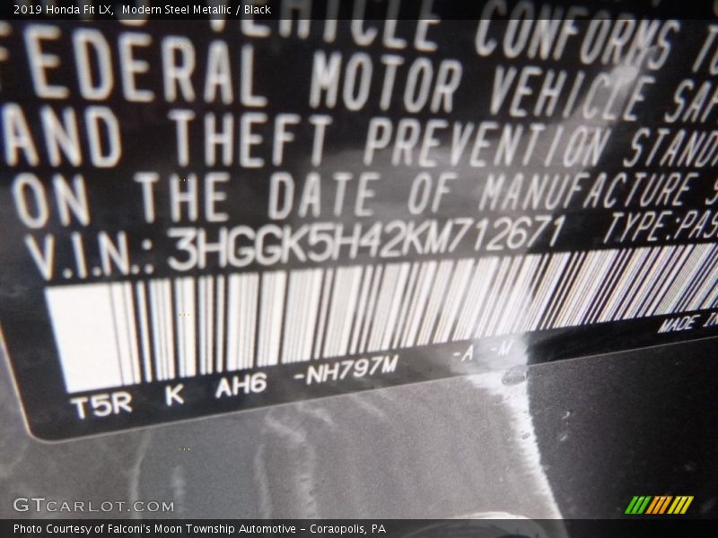 Modern Steel Metallic / Black 2019 Honda Fit LX