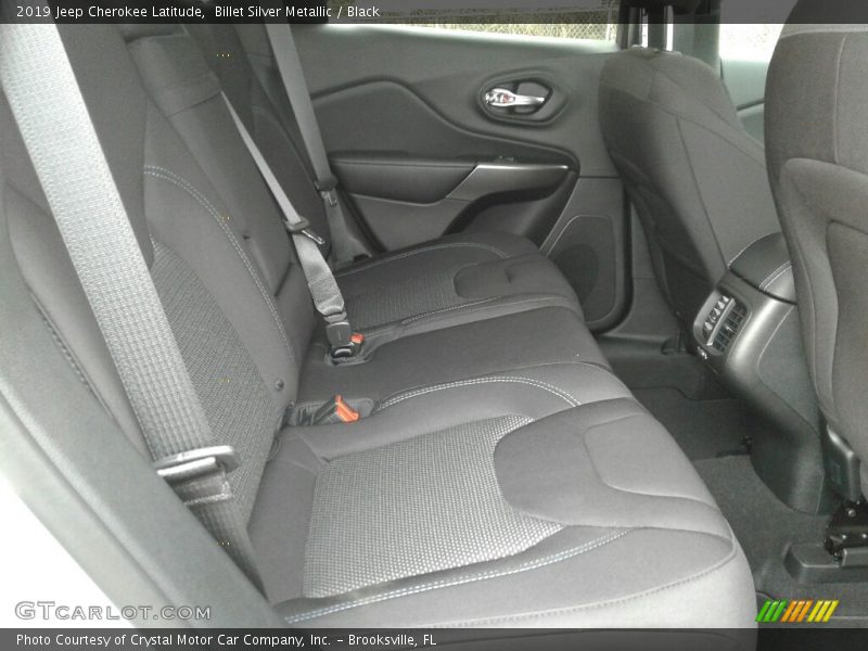 Billet Silver Metallic / Black 2019 Jeep Cherokee Latitude