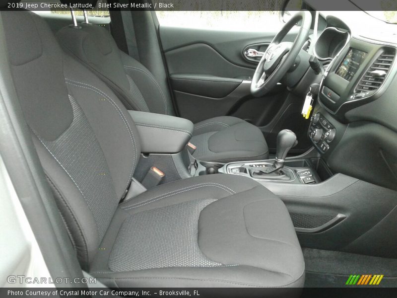 Billet Silver Metallic / Black 2019 Jeep Cherokee Latitude