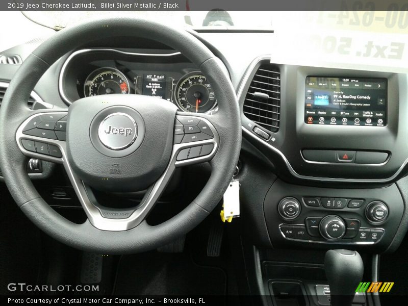 Billet Silver Metallic / Black 2019 Jeep Cherokee Latitude