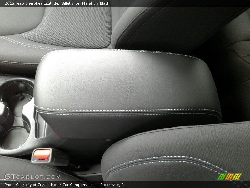 Billet Silver Metallic / Black 2019 Jeep Cherokee Latitude