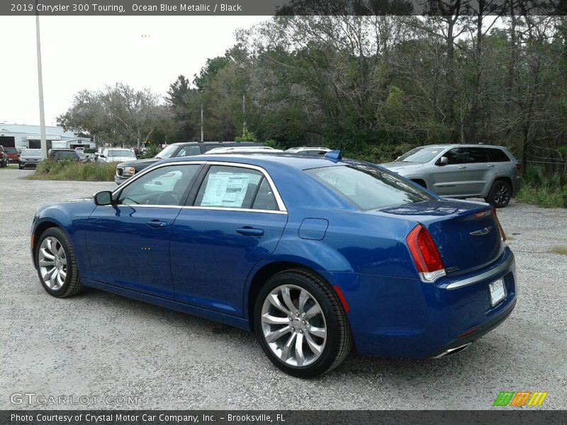 Ocean Blue Metallic / Black 2019 Chrysler 300 Touring