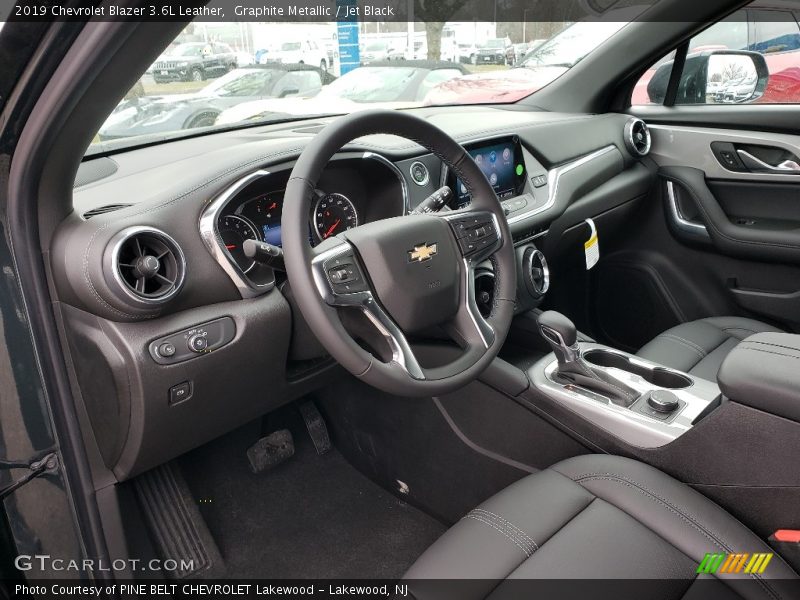 Graphite Metallic / Jet Black 2019 Chevrolet Blazer 3.6L Leather