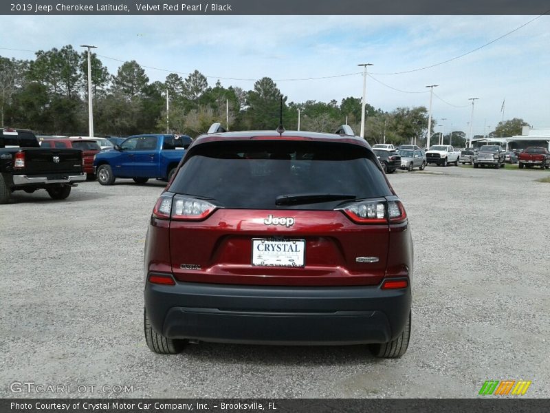 Velvet Red Pearl / Black 2019 Jeep Cherokee Latitude