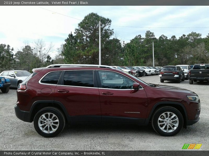 Velvet Red Pearl / Black 2019 Jeep Cherokee Latitude