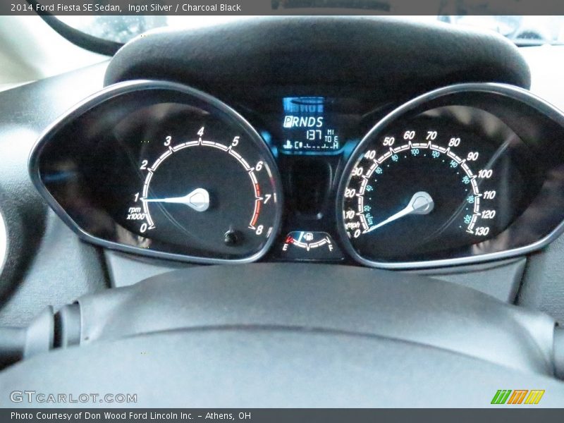Ingot Silver / Charcoal Black 2014 Ford Fiesta SE Sedan