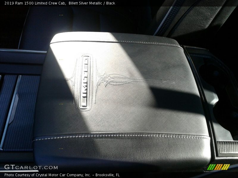 Billett Silver Metallic / Black 2019 Ram 1500 Limited Crew Cab