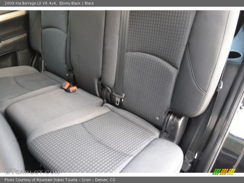 Ebony Black / Black 2009 Kia Borrego LX V6 4x4