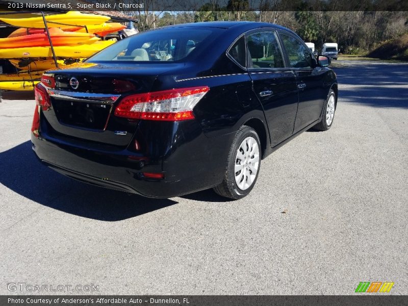 Super Black / Charcoal 2013 Nissan Sentra S