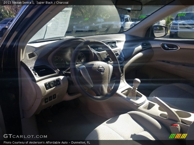 Super Black / Charcoal 2013 Nissan Sentra S