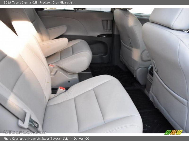 Predawn Gray Mica / Ash 2019 Toyota Sienna XLE