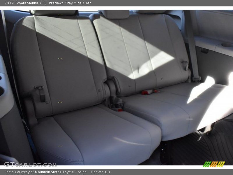 Predawn Gray Mica / Ash 2019 Toyota Sienna XLE