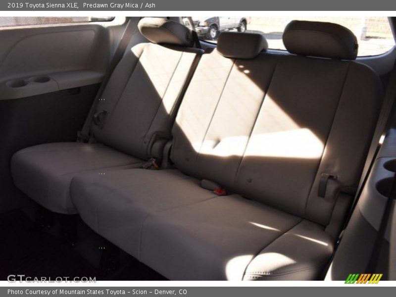 Predawn Gray Mica / Ash 2019 Toyota Sienna XLE
