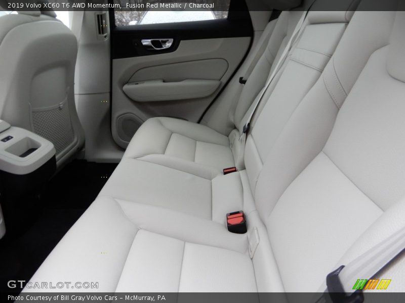 Rear Seat of 2019 XC60 T6 AWD Momentum