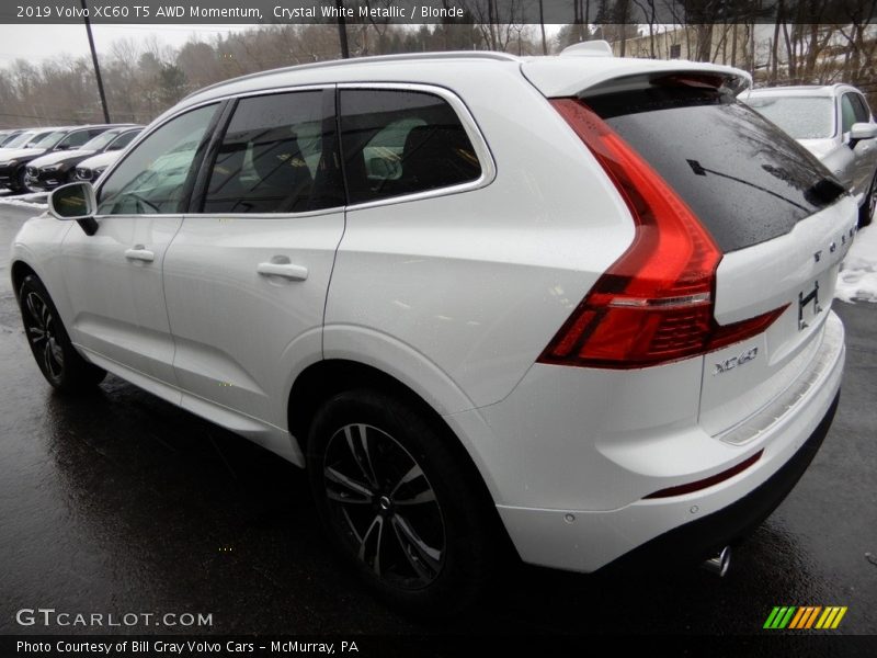 Crystal White Metallic / Blonde 2019 Volvo XC60 T5 AWD Momentum