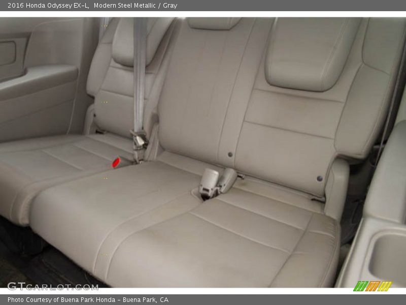 Modern Steel Metallic / Gray 2016 Honda Odyssey EX-L
