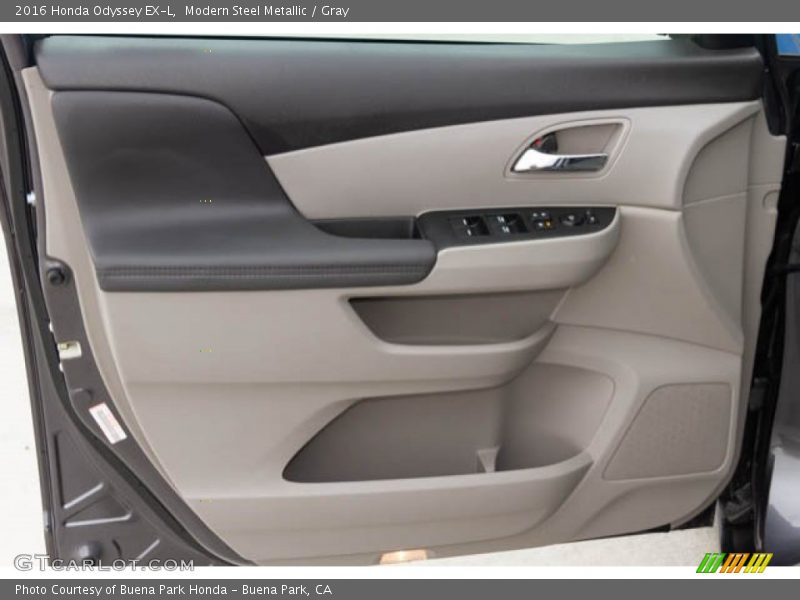 Modern Steel Metallic / Gray 2016 Honda Odyssey EX-L