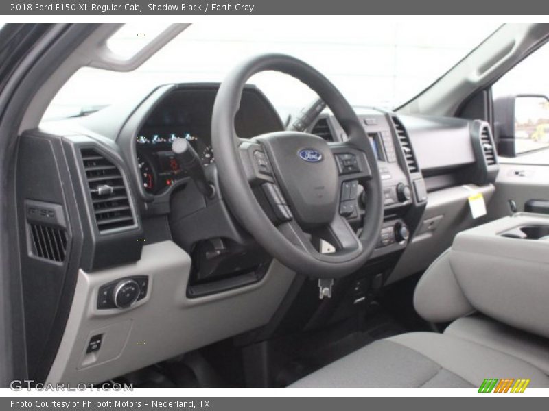 Shadow Black / Earth Gray 2018 Ford F150 XL Regular Cab