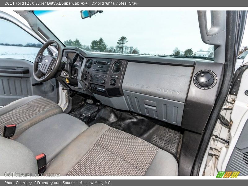 Oxford White / Steel Gray 2011 Ford F250 Super Duty XL SuperCab 4x4