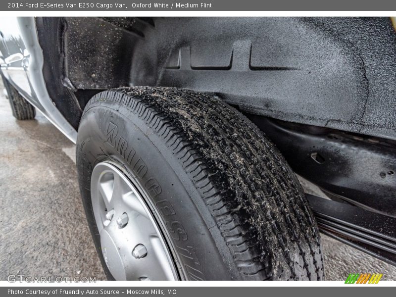 Oxford White / Medium Flint 2014 Ford E-Series Van E250 Cargo Van