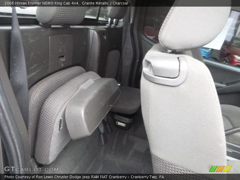 Granite Metallic / Charcoal 2006 Nissan Frontier NISMO King Cab 4x4