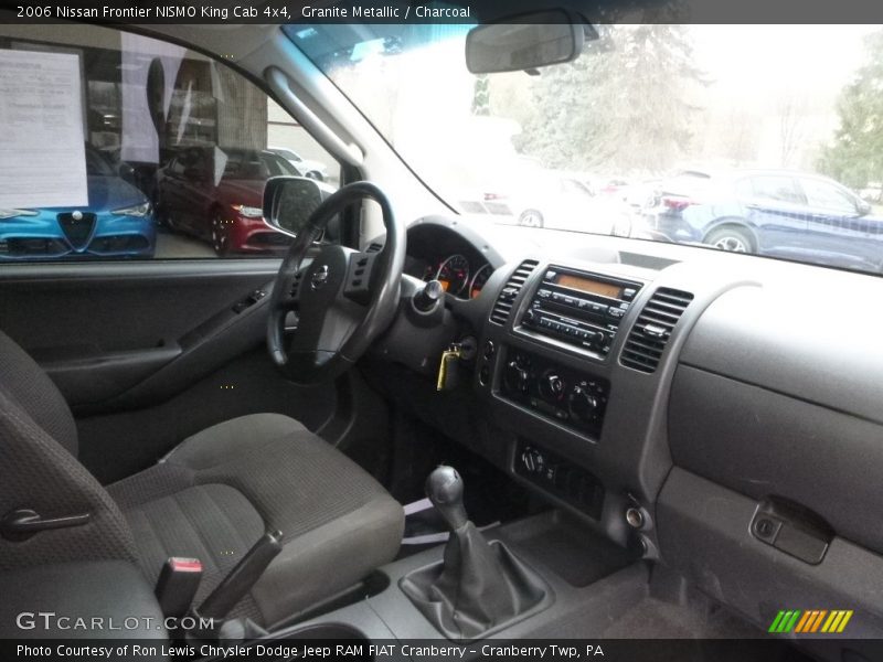 Granite Metallic / Charcoal 2006 Nissan Frontier NISMO King Cab 4x4