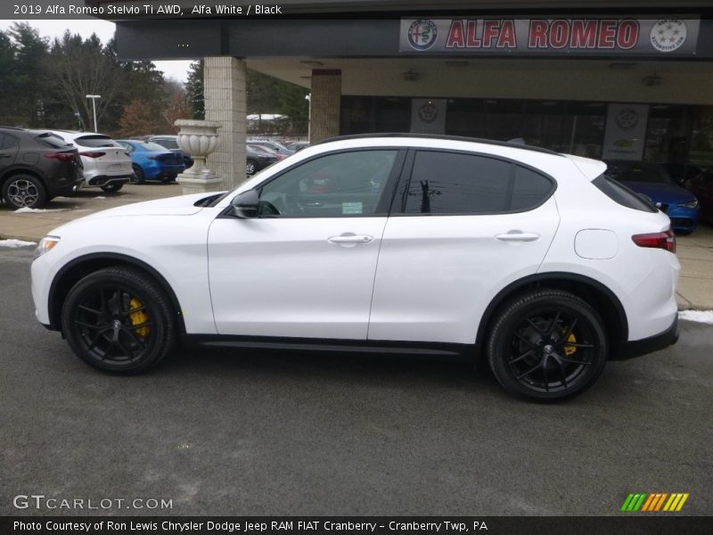 Alfa White / Black 2019 Alfa Romeo Stelvio Ti AWD