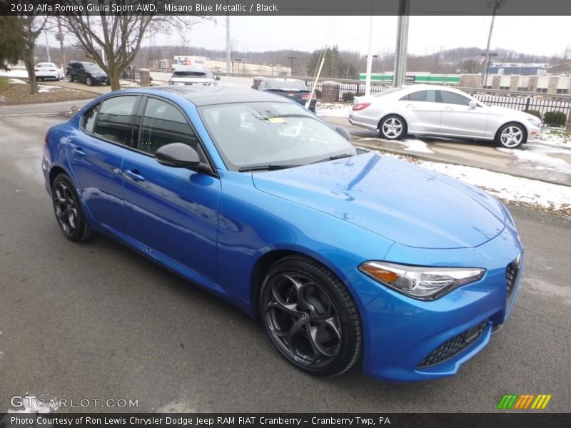 Front 3/4 View of 2019 Giulia Sport AWD