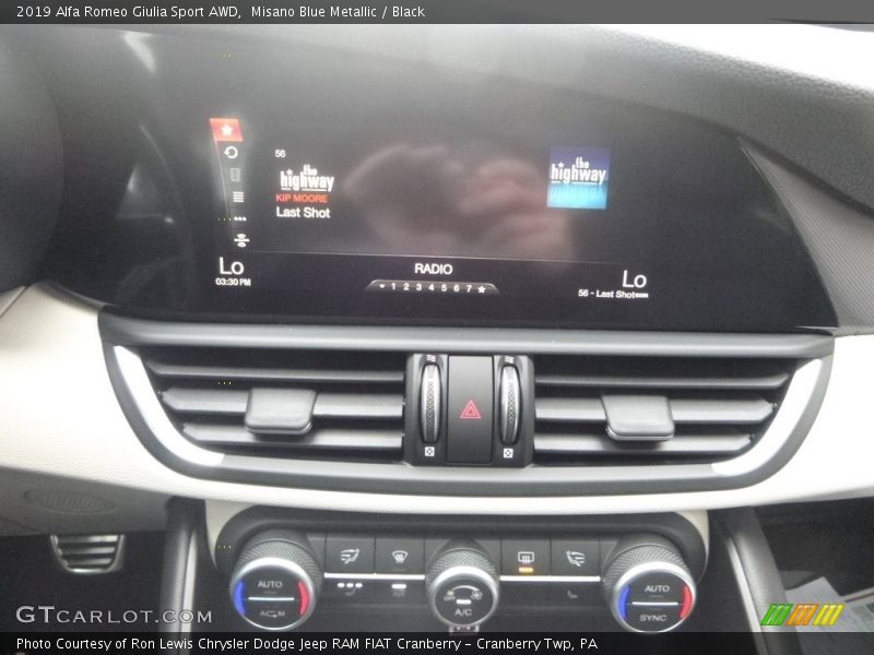 Misano Blue Metallic / Black 2019 Alfa Romeo Giulia Sport AWD