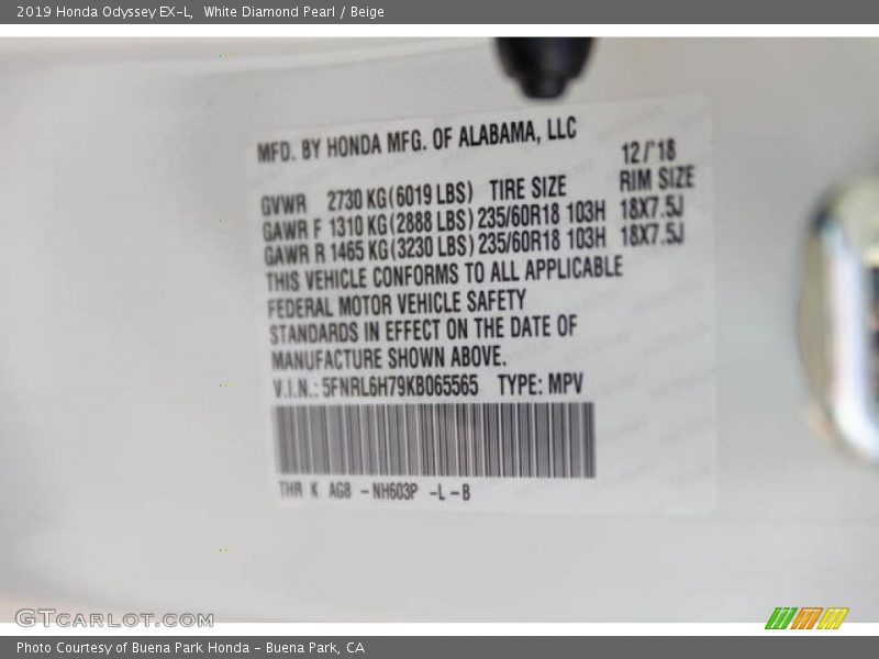 White Diamond Pearl / Beige 2019 Honda Odyssey EX-L