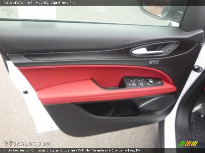 Alfa White / Red 2019 Alfa Romeo Stelvio AWD