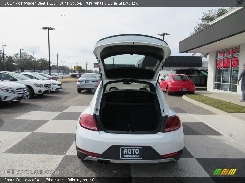 Pure White / Dune Gray/Black 2017 Volkswagen Beetle 1.8T Dune Coupe