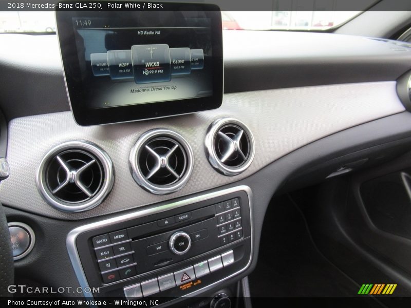 Polar White / Black 2018 Mercedes-Benz GLA 250