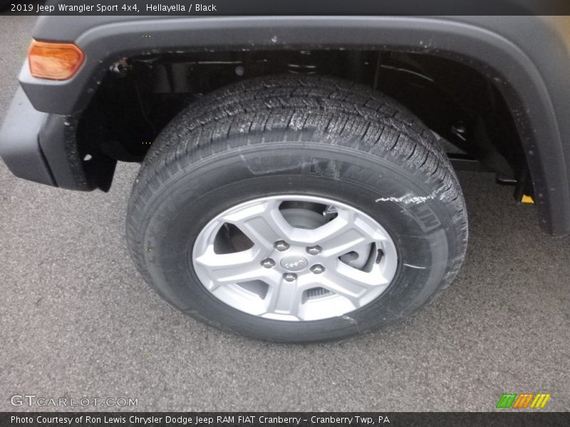 Hellayella / Black 2019 Jeep Wrangler Sport 4x4