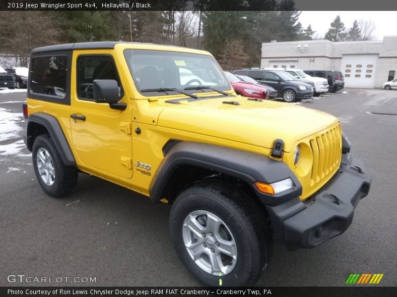 Front 3/4 View of 2019 Wrangler Sport 4x4
