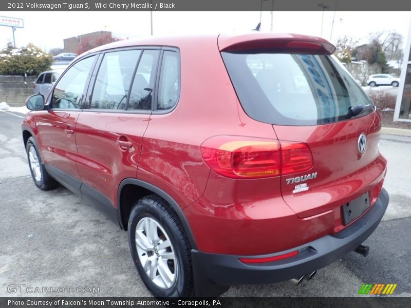 Wild Cherry Metallic / Black 2012 Volkswagen Tiguan S